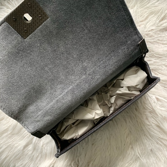 Grey/Silver Velvet Quilted Purse / Messenger Bag - Picture 6 of 8